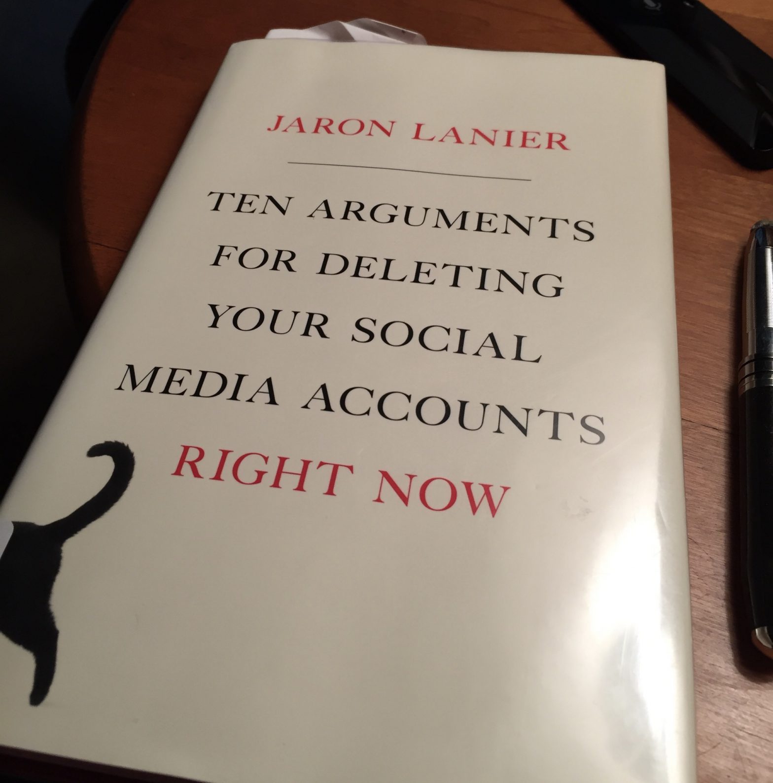 Ten Arguments For Deleting Your Social Media Accounts Right Now book cover